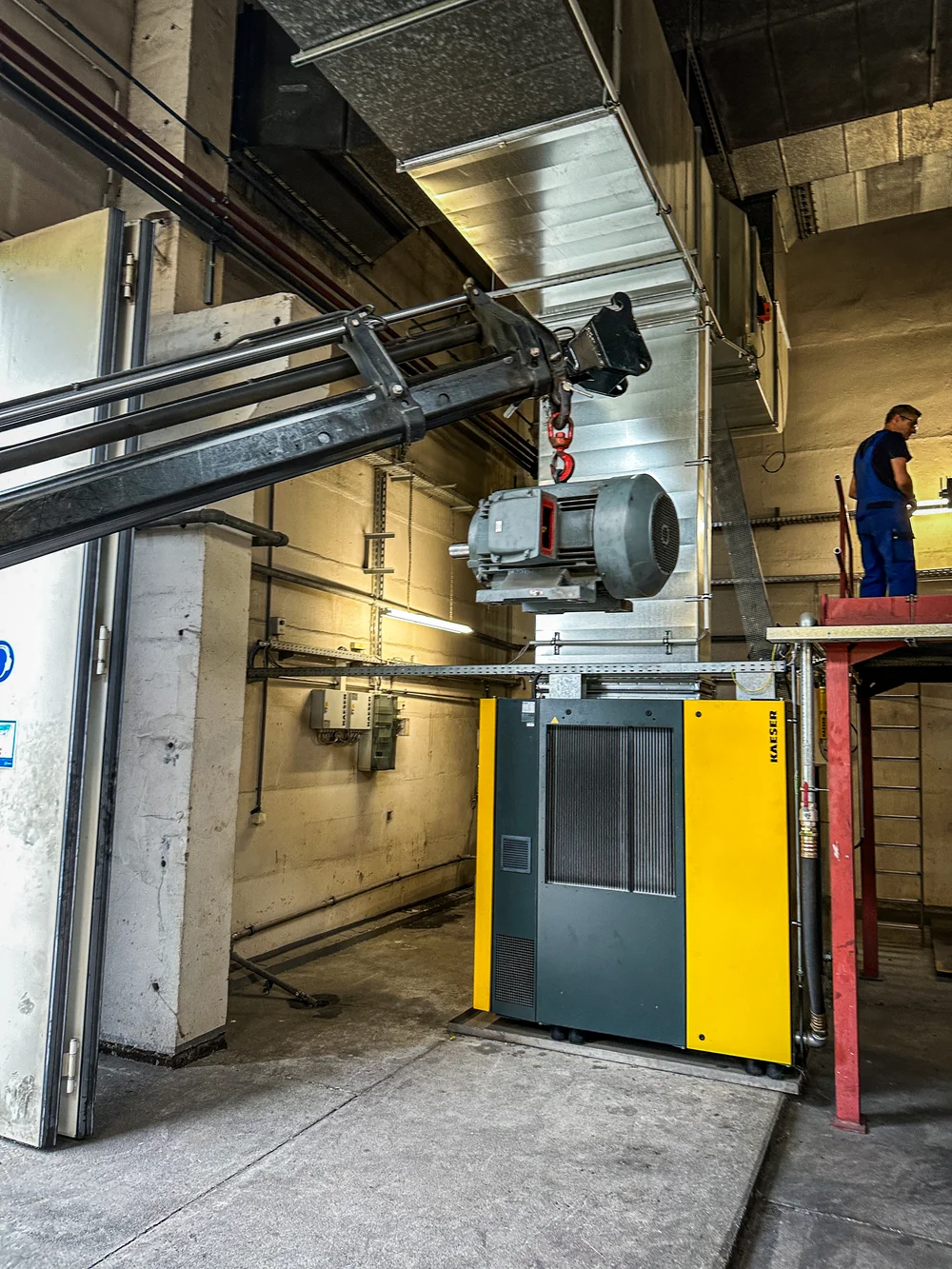 Kranarbeiten Industrie – RR Däumer
